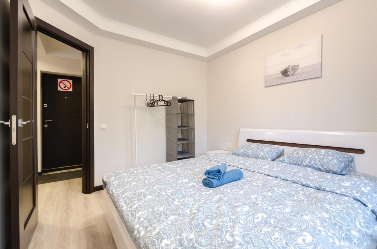 Artal Apartment On Obolonskyi Avenue 16 Kiev Bagian luar foto