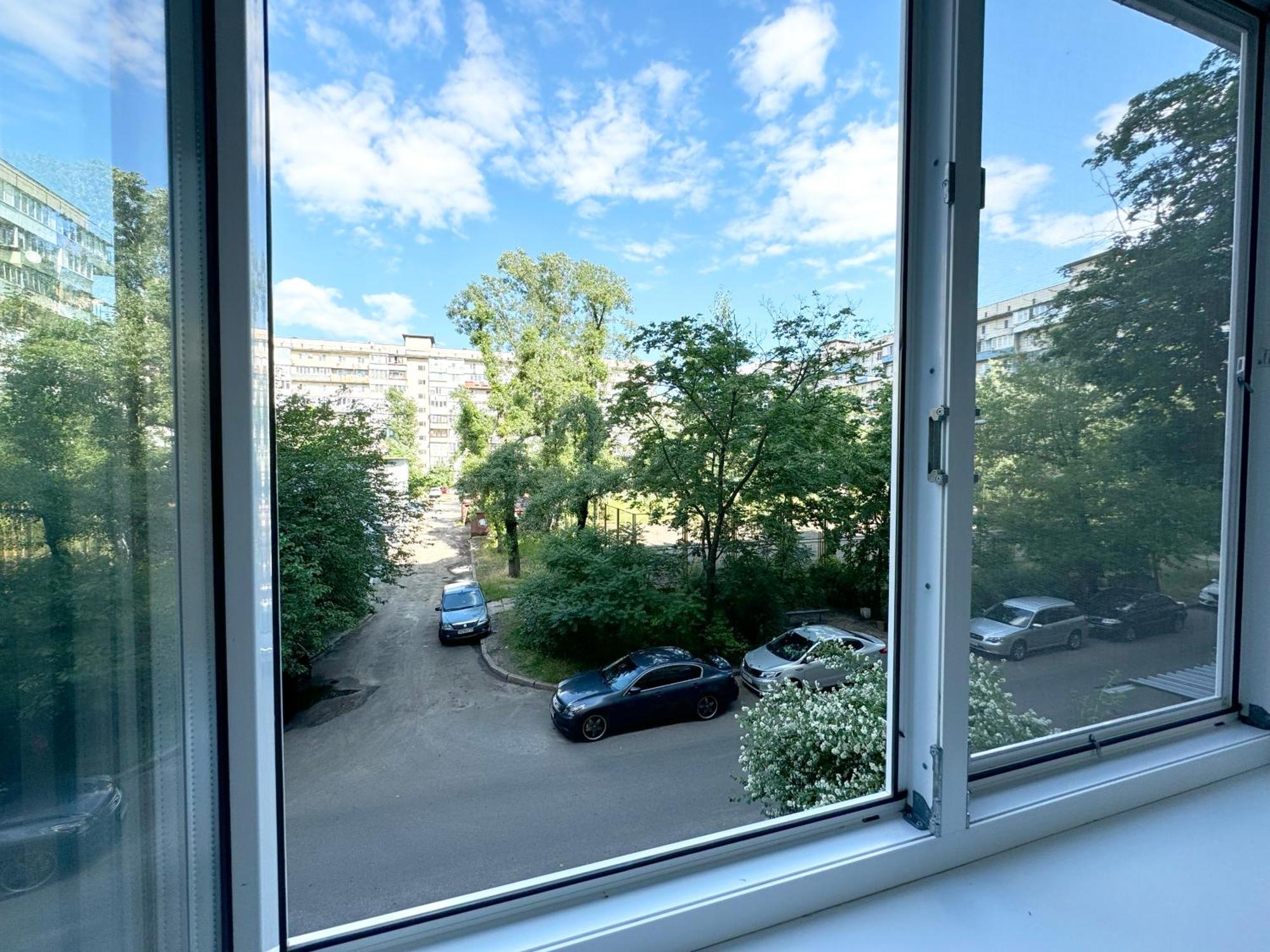 Artal Apartment On Obolonskyi Avenue 16 Kiev Bagian luar foto